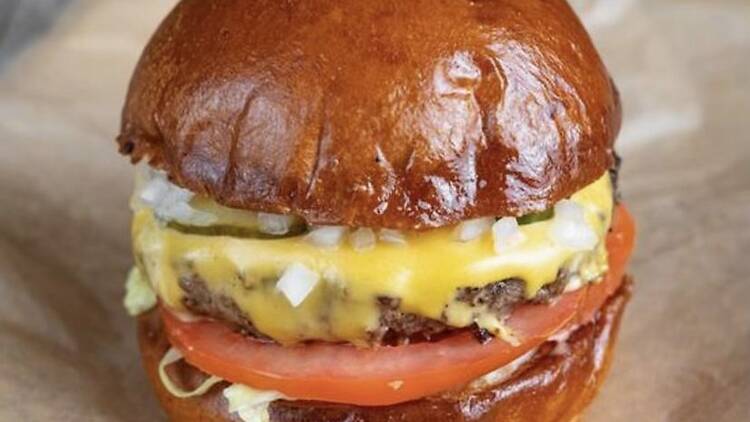 taste of r cuisine cheeseburger