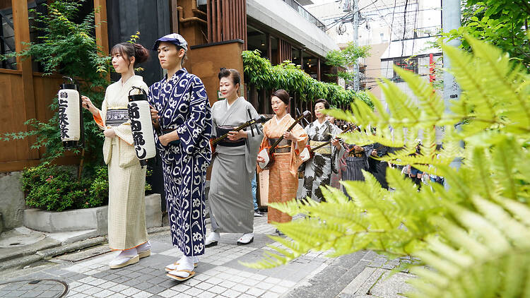 Kagurazaka Street Stage O-edo Tour