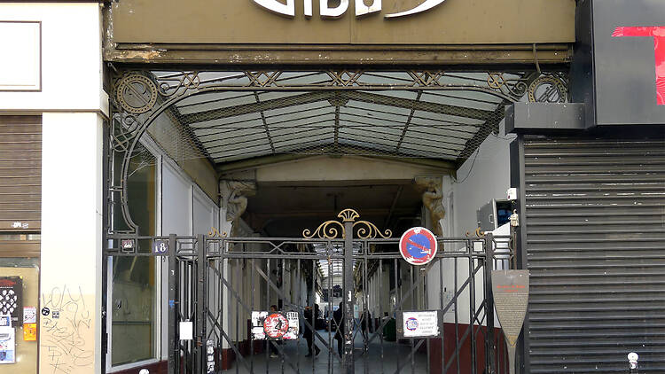 Gibus