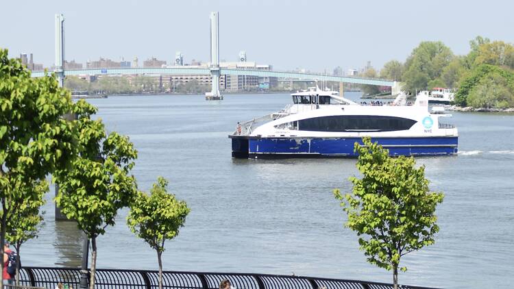 Harlem River