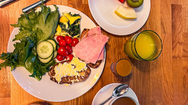 Pella´s Cafe & Bakery