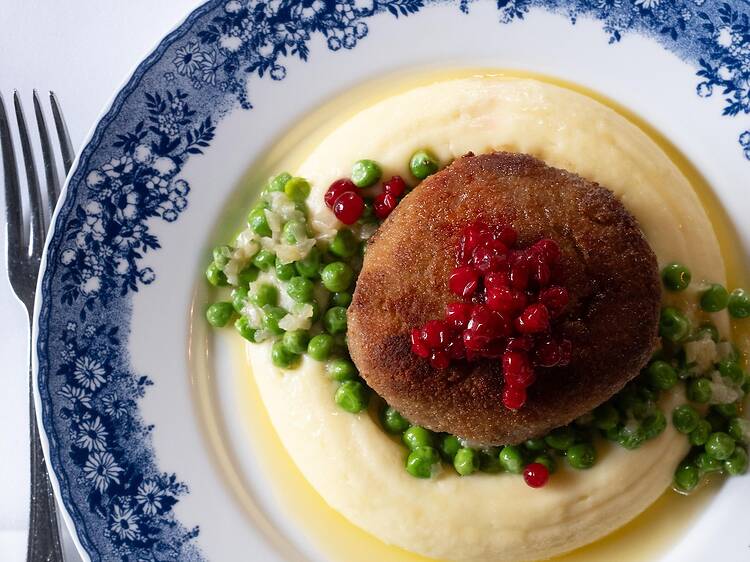 Eat like a local at Tennstopet