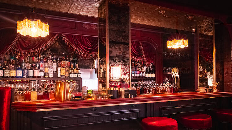 4 Bar night dark drinks (Life of Reilly )