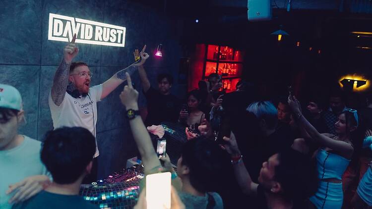 Liquid Room