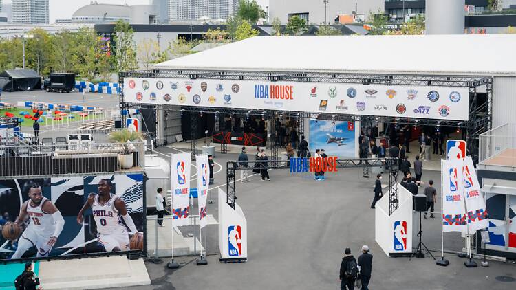 The exterior set up of an NBA pop up