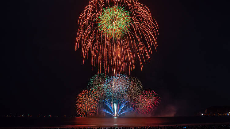 Kamakura Fireworks – Private Luxury Charter Cruise Kamakura Fireworks – Private Luxury Charter Cruise