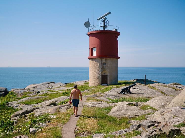 Visit Evert Taube’s childhood home on the island of Vinga Visit Evert Taube’s childhood home on the island of Vinga