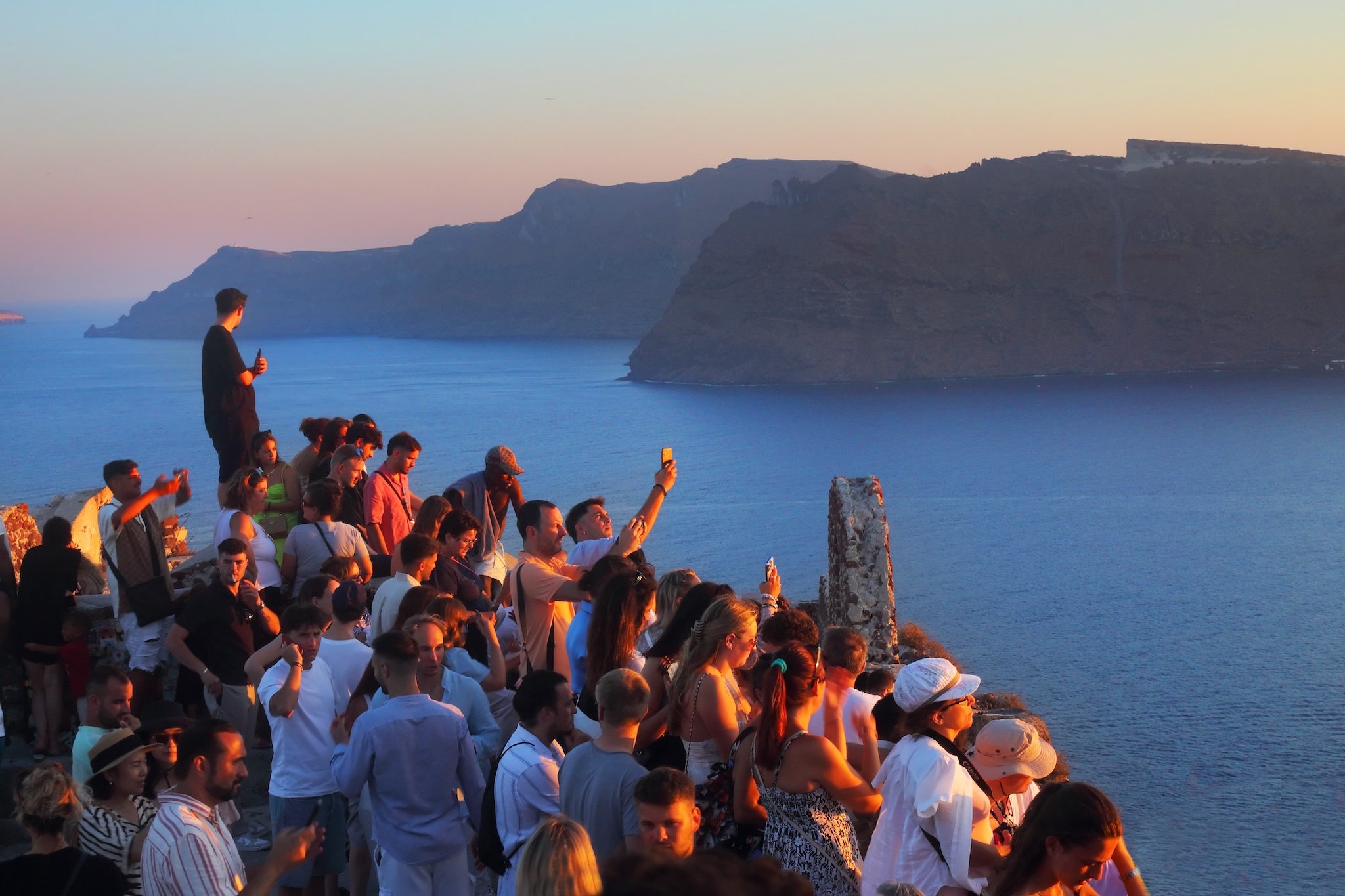 Greece Is Setting Out New Rules To Curb Overtourism – Here’s How Your Holiday Could Be Impacted, Canada Reviews Greece Is Setting Out New Rules To Curb Overtourism – Here’s How Your Holiday Could Be Impacted, Canada Reviews