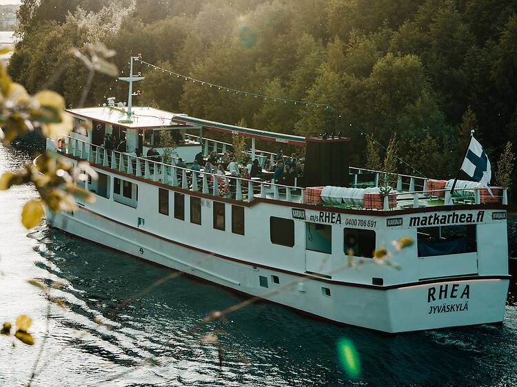 Sail across Lake Päijänne with top Finnish artists