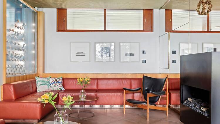 Afternoon: stopping by a café filled with design classics