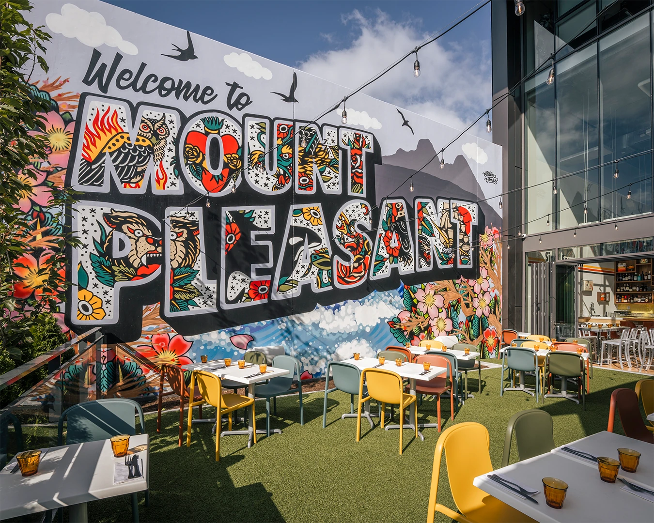 An outdoor drinking courtyard