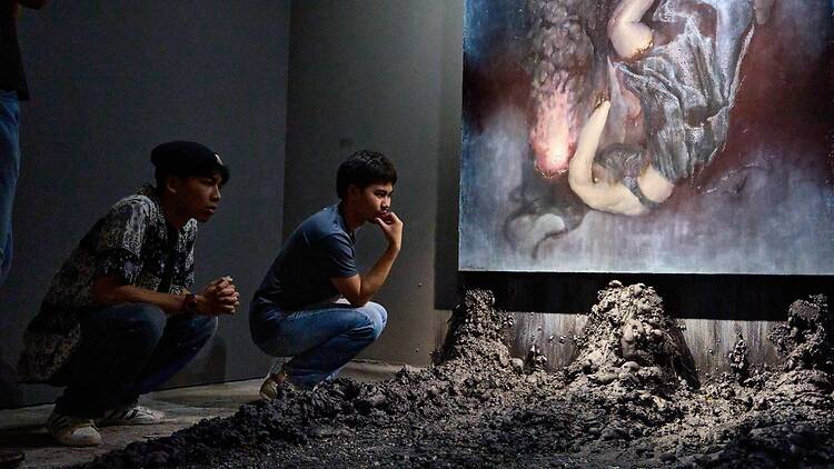 Chase the smoke-like figures in Molticha Pongudompanya's layered, 'Echoes of Us' Chase the smoke-like figures in Molticha Pongudompanya's layered, 'Echoes of Us'
