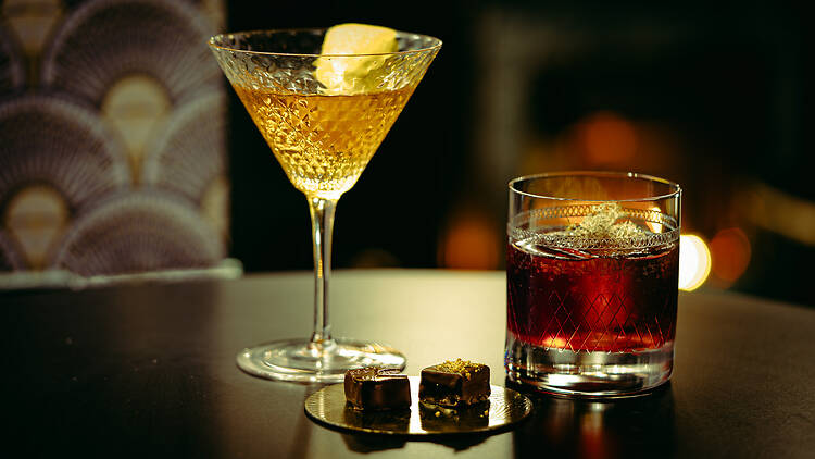 135 Bar & Lounge 135 Bar & Lounge