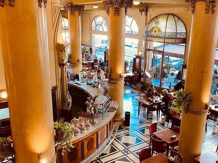 Breakfast at Las Violetas
