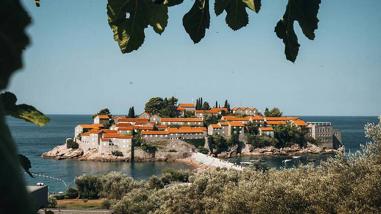Cette île privée qui a défrayé la chronique en Europe rouvre ses portes cet été Cette île privée qui a défrayé la chronique en Europe rouvre ses portes cet été