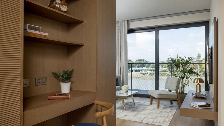 Junior suite living room at Fulham Pier Hotel 
