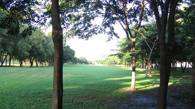 Rot Fai Park (Wachirabenjathat)
