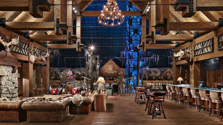 Big Cypress Lodge at Bass Pro Pyramid, Memphis