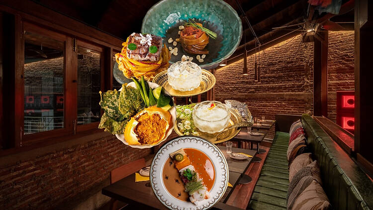7 ร้านอาหารไทยคอนเซปต์จัดในกรุงเทพฯ ที่ทำให้อาหารหนึ่งจานมีมากกว่าแค่ความอร่อย 7 ร้านอาหารไทยคอนเซปต์จัดในกรุงเทพฯ ที่ทำให้อาหารหนึ่งจานมีมากกว่าแค่ความอร่อย