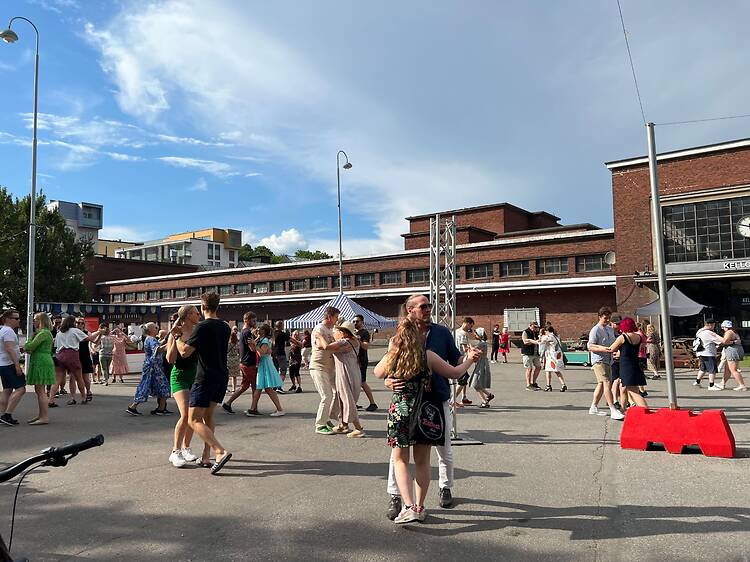 4.6. Urban dances at Teurastamo on Thursdays 4.6. Urban dances at Teurastamo on Thursdays