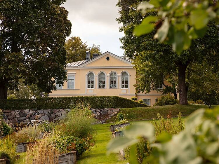 7.6. Guided garden tours at Kumpula 7.6. Guided garden tours at Kumpula