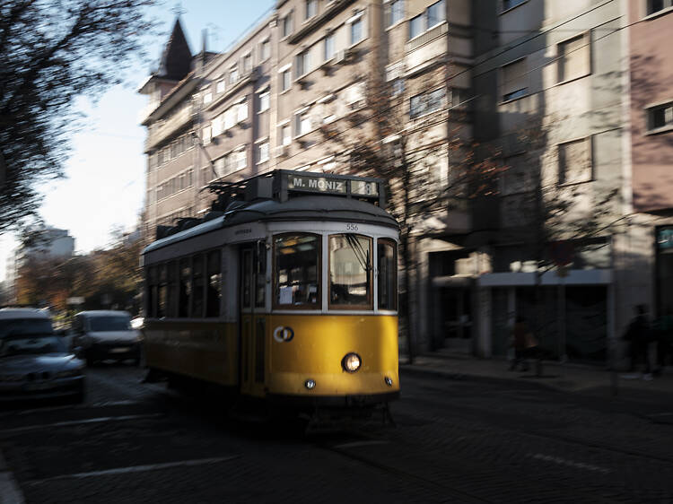 Os melhores passeios em transportes públicos