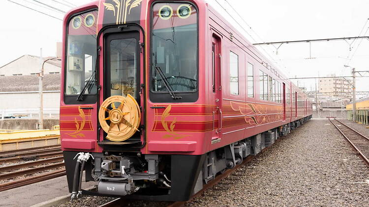 What is the Gran Tenku train? What is the Gran Tenku train?