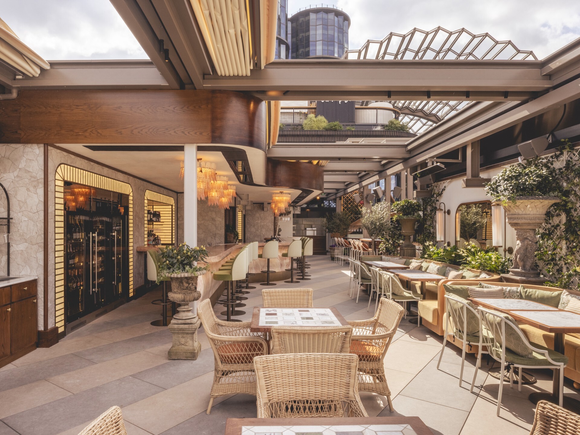 Lillie’s, a new venue at Olympia London