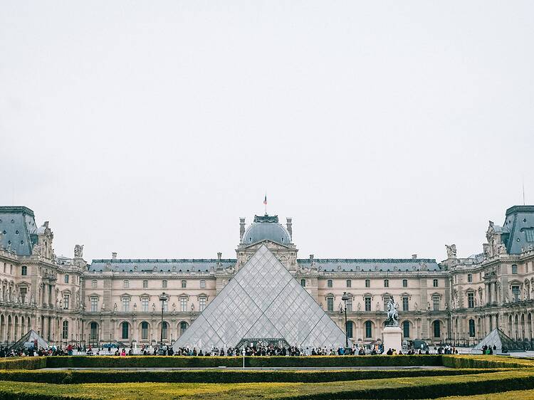 L’histoire du cambriolage du Louvre va être adaptée au cinéma par Romain Gavras