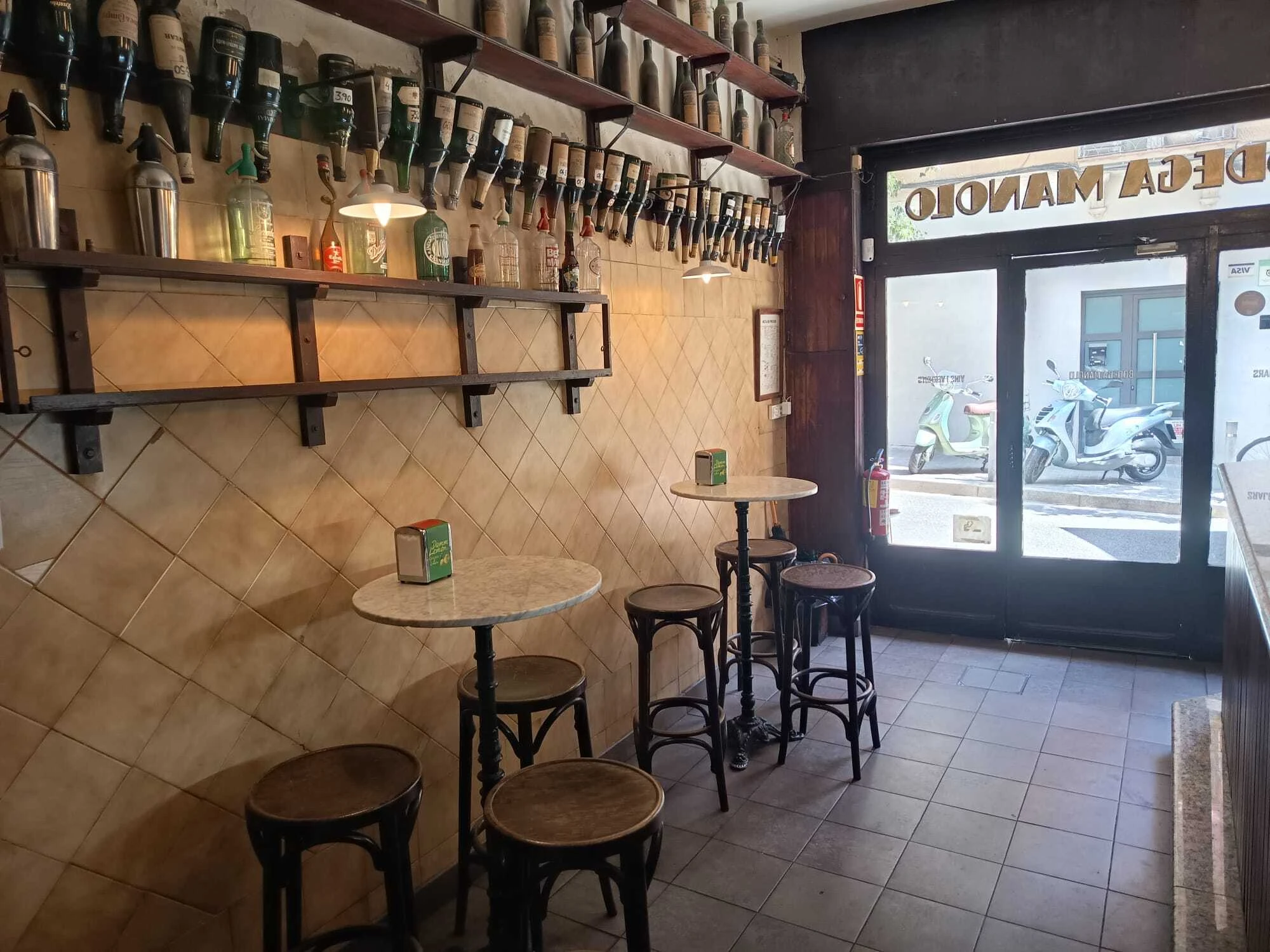 Bodega Manolo 