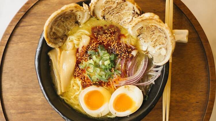 Ramen Wang Ramen tonkotsu à l'ail rouge