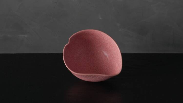 Witness Japanese ceramist Ono Yutaka's first Thailand solo inside Mizu's tea bar