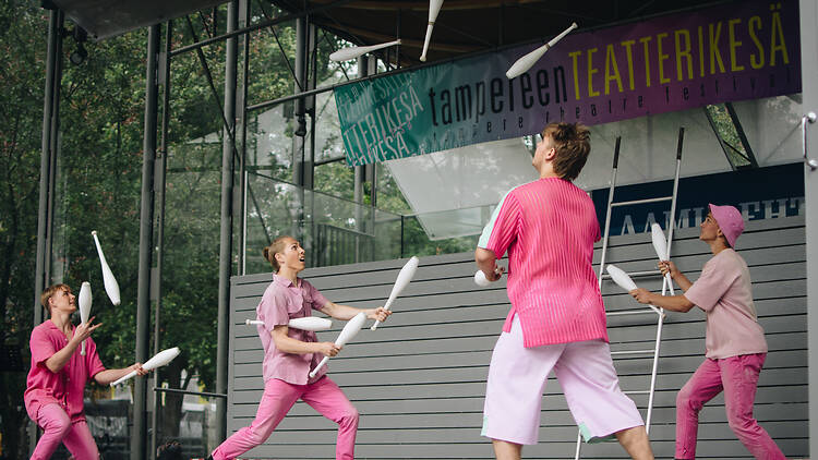 Koe suuria tunteita Tampereen Teatterikesässä Koe suuria tunteita Tampereen Teatterikesässä