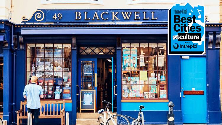 Blackwell, a bookshop in Oxford Blackwell, a bookshop in Oxford