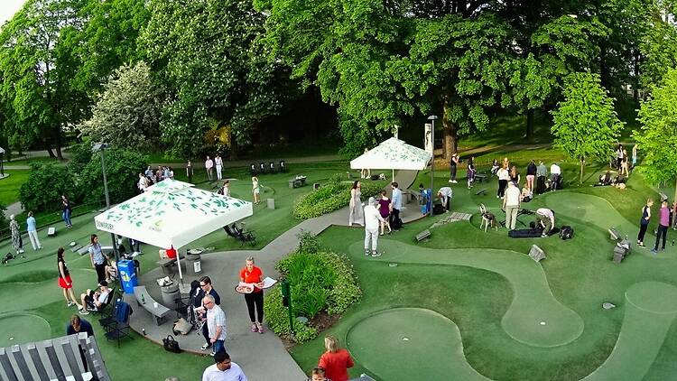 30.6. Minigolf på Golfbaren Kristineberg, Fredhäll