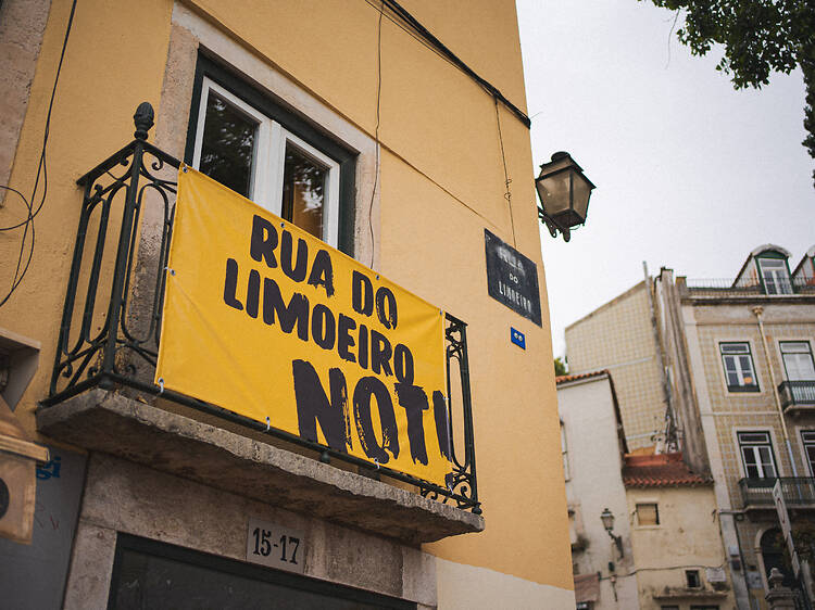 Mistério em Lisboa: a Rua do Limoeiro não tem nenhum limoeiro – e há quem esteja indignado com isso