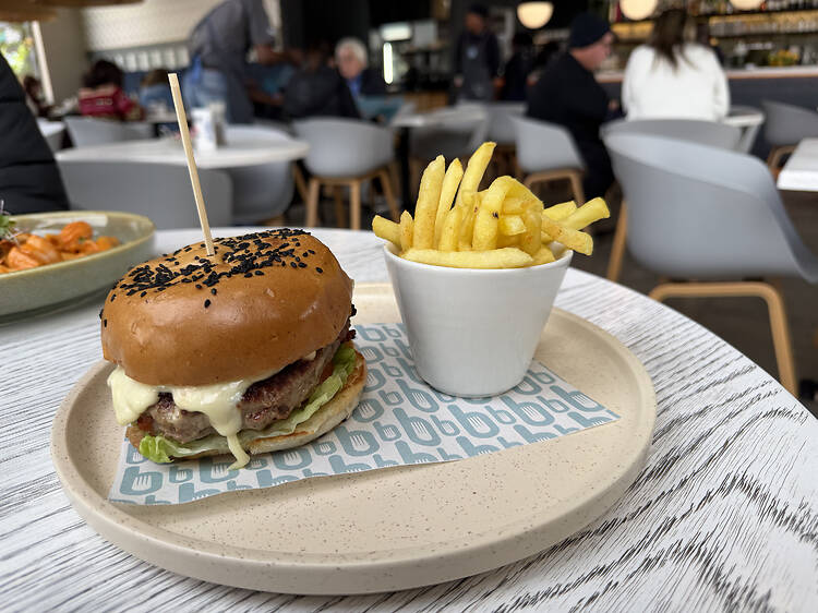 Restaurant review: Café Billibi