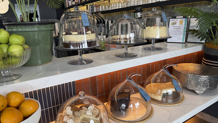 Cakes at Café Billibi Bedford Crossing
