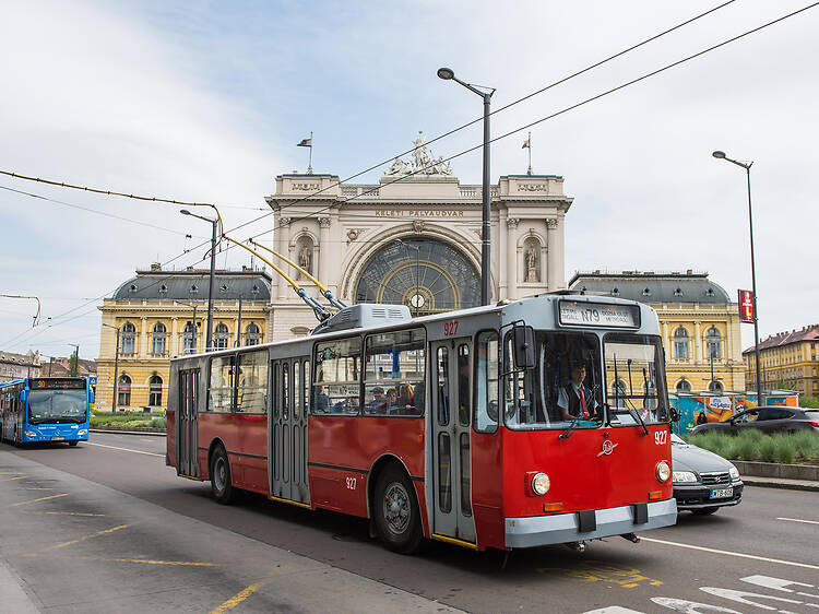 Felszállnál egy időgépre? Ismét elindultak Budapest nosztalgiajáratai Felszállnál egy időgépre? Ismét elindultak Budapest nosztalgiajáratai