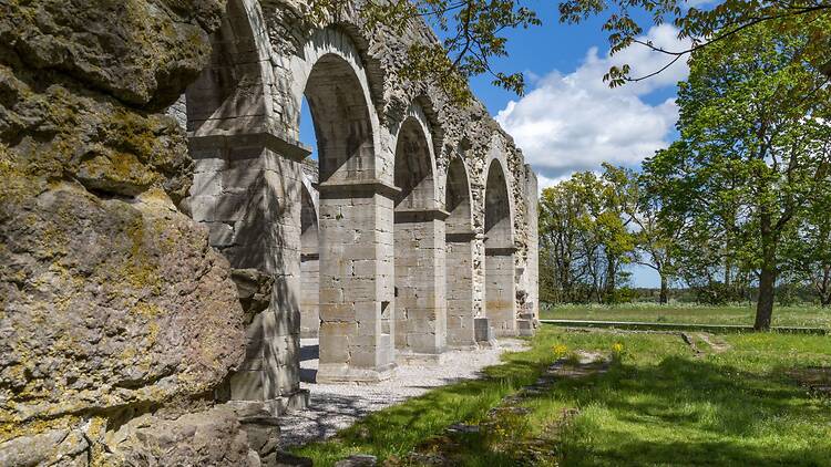 Spend a day in the heart of the island at Roma Kungsgård and the monastery ruins Spend a day in the heart of the island at Roma Kungsgård and the monastery ruins