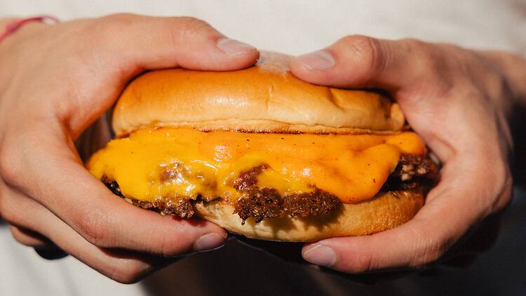Hamburguesas a $1 en Burger Gate Hamburguesas a $1 en Burger Gate