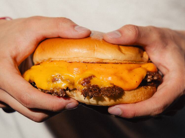 Hamburguesas a $1 en Burger Gate Hamburguesas a $1 en Burger Gate