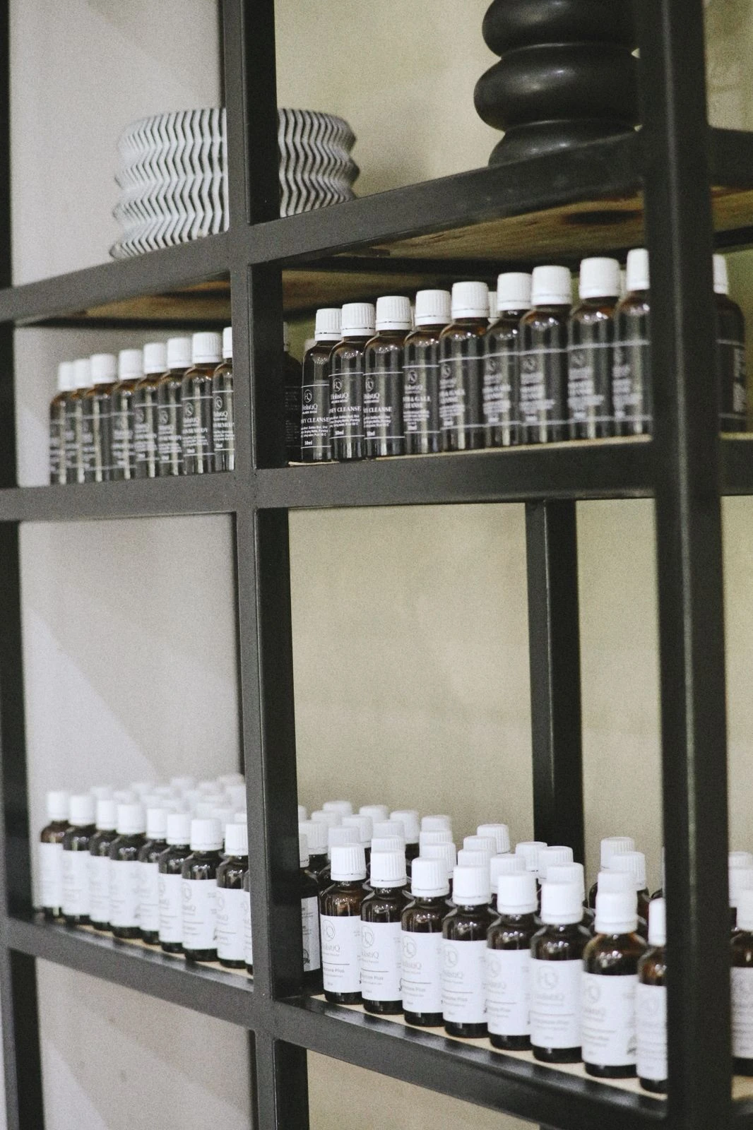 Holistiq Wellness House products 