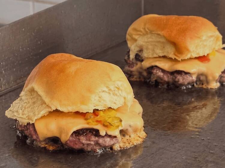 La Cheeseburger de Pan Pájaro Pan