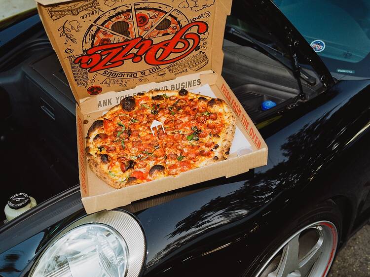 Cars & Pizza at Pizza Tropical