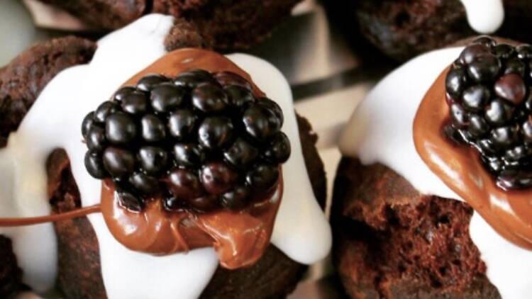 Mass Hole Donuts