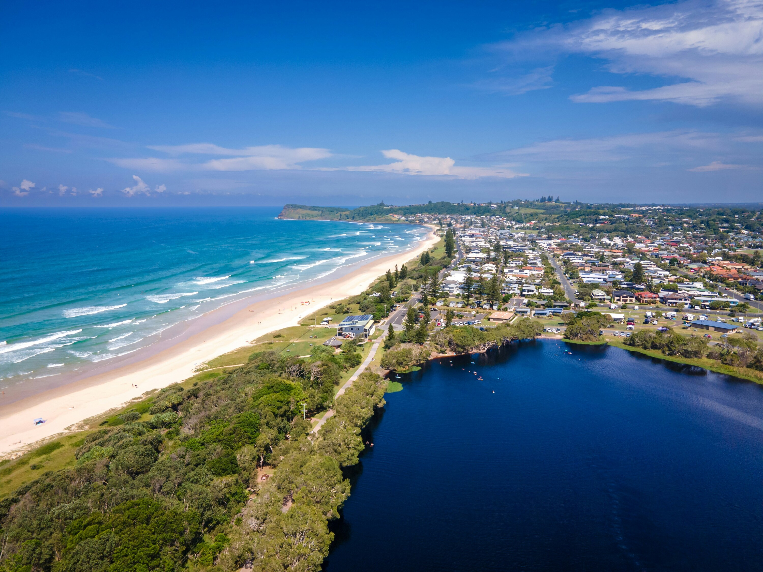 The 18 best coastal towns for retirement in Australia right now