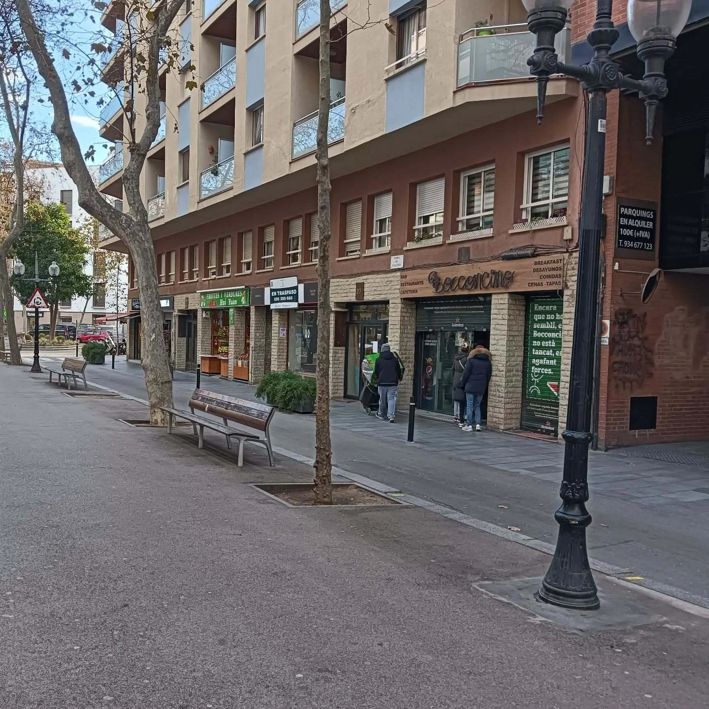 Rambla de Poblenou, plans de nova cafeteria