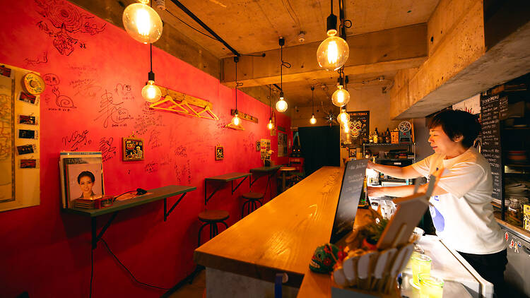 cafe&bar VOICE