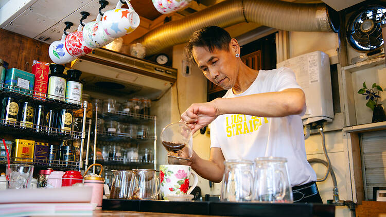ホモ本ブックカフェ オカマルト